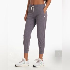 VUORI WOMEN'S PERFORMANCE JOGGER - Worn Twice
